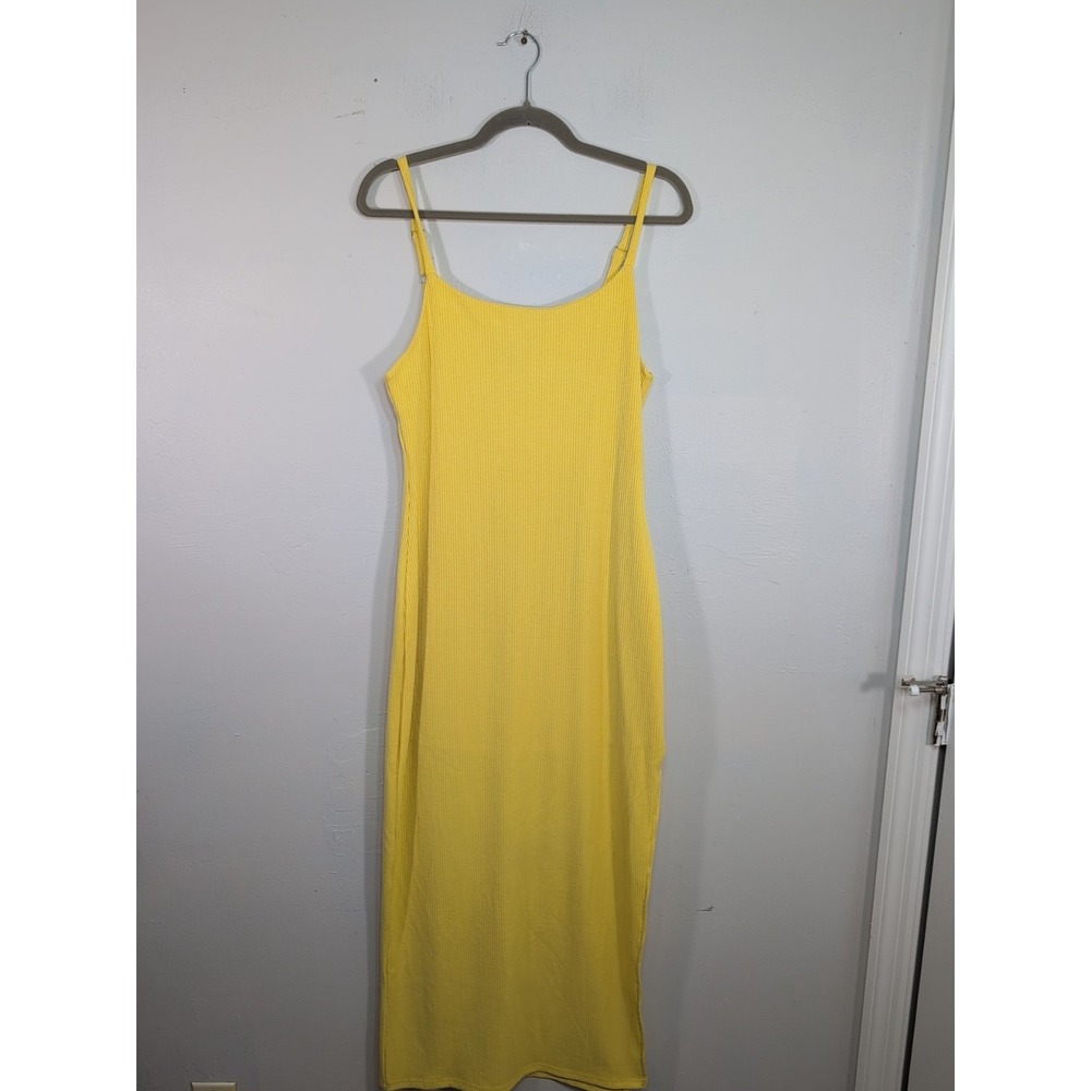 Vici Large Yellow Maxi Sleeveless Dress With Pockets